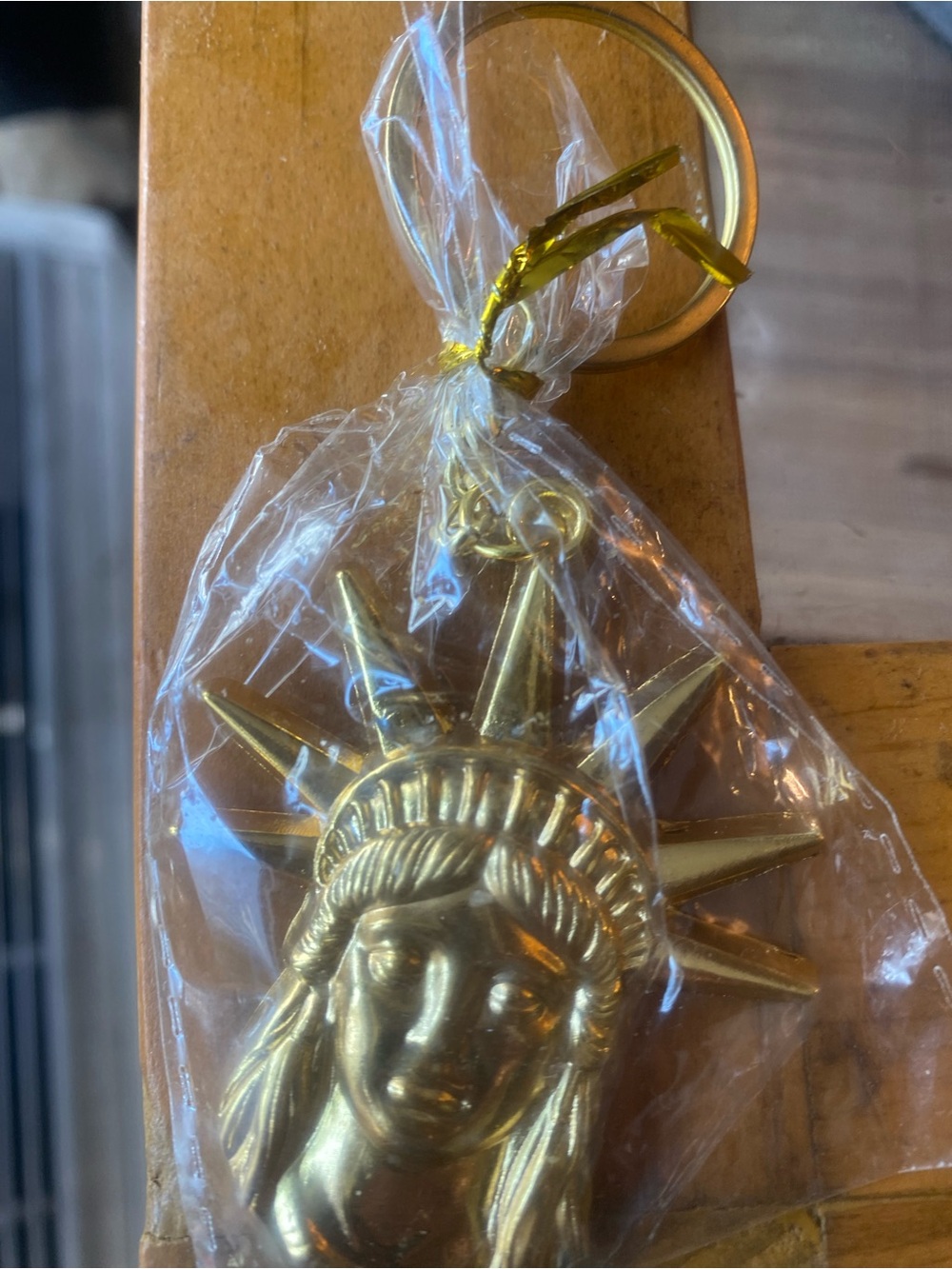 Gold Statue of Liberty Keychain - Women Accessories